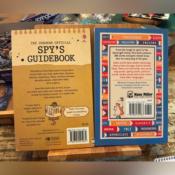 Spy’s Guidebook & 365 words Everyone Should Know Brand New!  PB - Picture 2 of 2